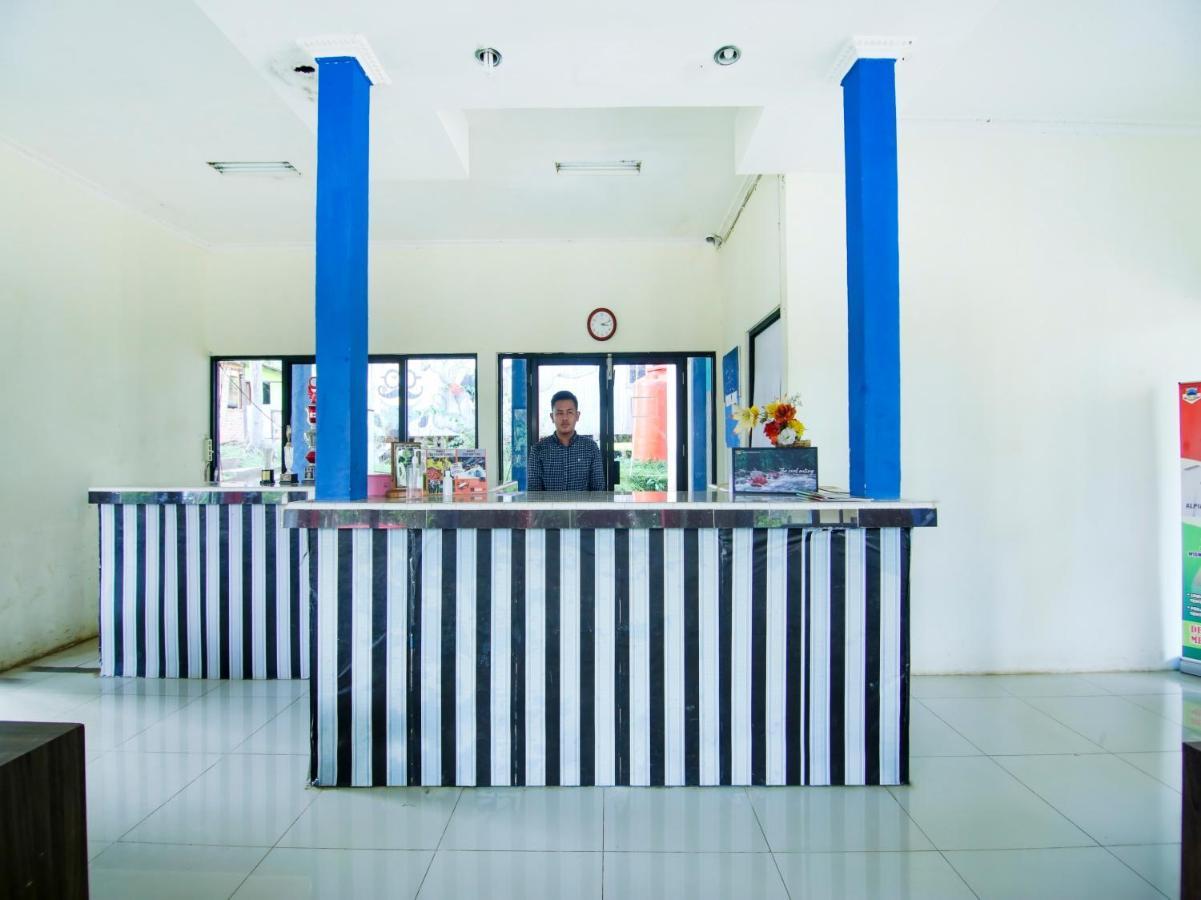 Oyo 3475 Villa Ex Mtq Pagaralam ภายนอก รูปภาพ